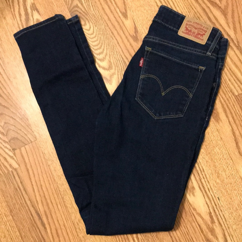 Levi Jeans 711 Skinny Womens 26 LIKE NEW
